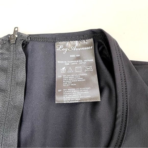 Leg Avenue Glow In The Dark Skeleton Bodysuit Halloween Costume - Picture 11 of 15